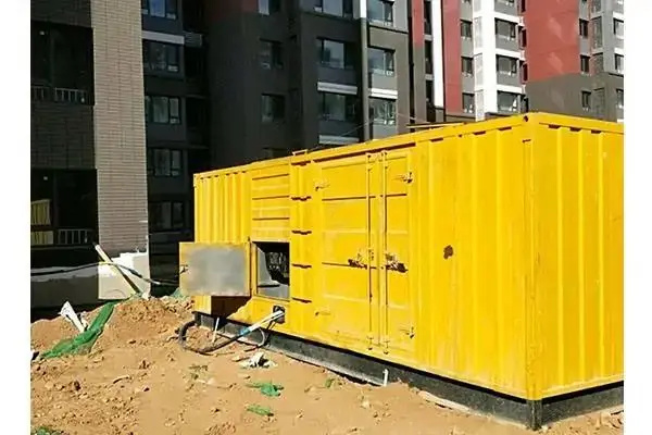 陇县发电机租赁中燃油压力过低会对发动机的哪些部件造成损坏？